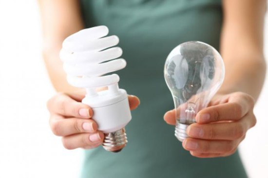 Світло енергозберігаючих ламп небезпечне для людини - вчені