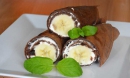 Шоколадні млинці з бананом і сиром