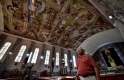 «Лучше оригинала»: пенсионер воссоздал фрески Микеланджело