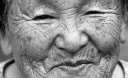 Самыми счастливыми чувствуют себя женщины старше 90 лет, - ученые