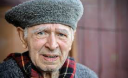 Надішли різдвяне вітання стареньким, що віддали Майдану 10 тисяч гривень!