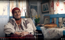 Бабуся і писанка (зворушливе відео до свят)