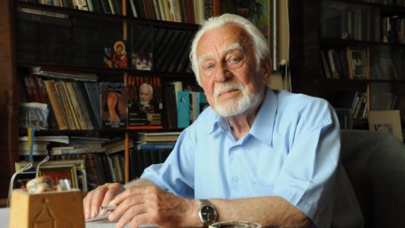 Помер відомий львівський письменник Роман Іваничук Помер відомий львівський письменник Роман Іваничук