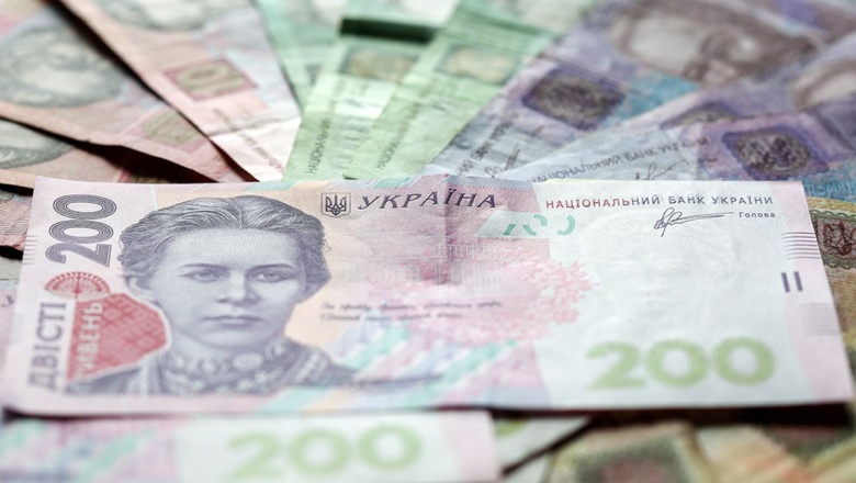 Минсоцполитики предлагает повысить минимальную зарплату на 50% Минсоцполитики предлагает повысить минимальную зарплату на 50%