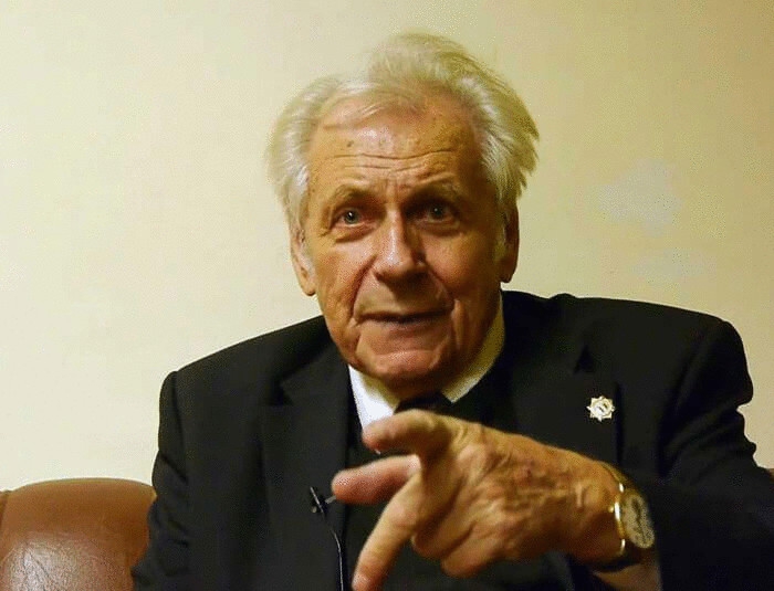 Профессор Иван Неумывакин: быть здоровым без лекарств — просто! Профессор Иван Неумывакин: быть здоровым без лекарств — просто!