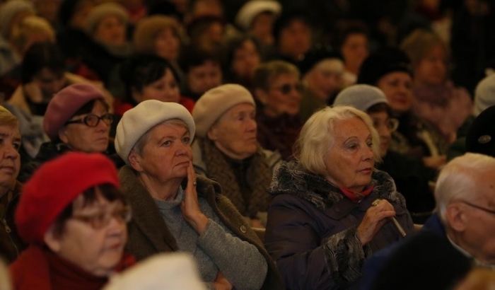 Пенсіонерів обкладуть додатковим збором