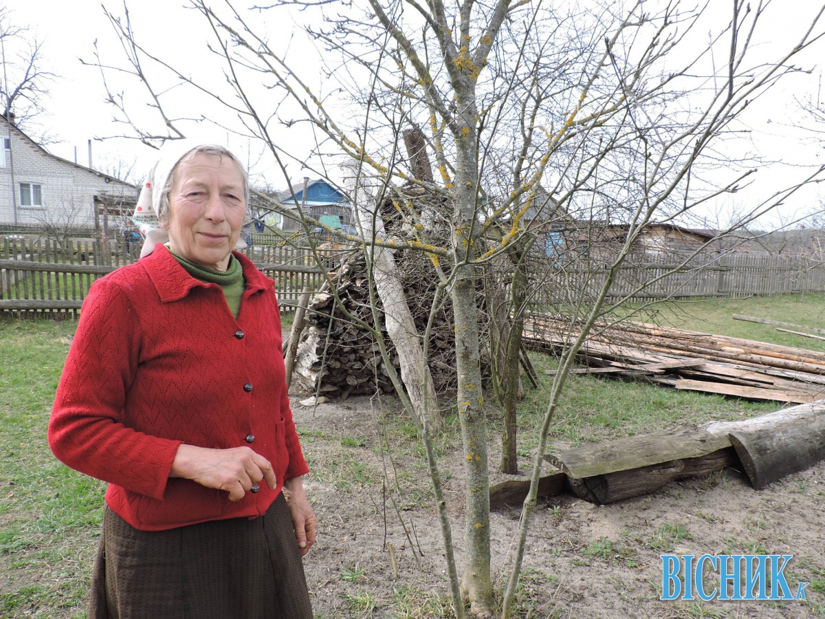 Щоб жити, пігулки замінила травами — і вже 40 літ волинянка з пороком серця допомагає собі дарами природи Щоб жити, пігулки замінила травами — і вже 40 літ волинянка з пороком серця допомагає собі дарами природи