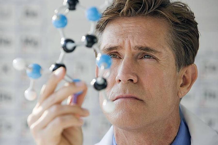 Працюючі пенсіонери у 2017 році отримуватимуть 85% пенсії Працюючі пенсіонери у 2017 році отримуватимуть 85% пенсії