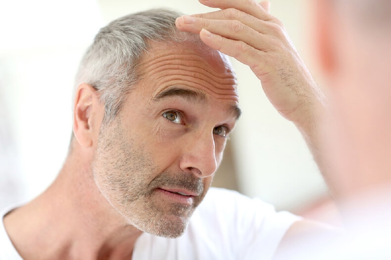 Развенчиваем мифы о седых волосах