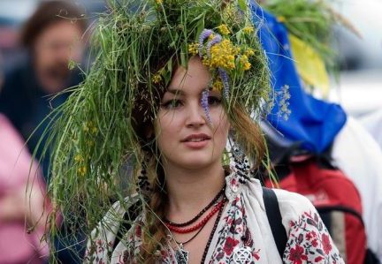 Вихідні на Трійцю: Де в Україні відзначити Зелені свята  Вихідні на Трійцю: Де в Україні відзначити Зелені свята