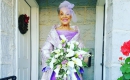 86-летняя леди вышла замуж в шикарном платье собственного дизайна