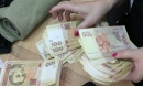 Миллиарды «под матрасом»: украинцы не доверяют банкам Миллиарды «под матрасом»: украинцы не доверяют банкам