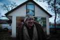 Картини просто неба: черкаський пенсіонер перетворив сільське подвір'я на арт-галерею (ФОТО)