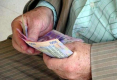 Вижити на пенсію 2 тисячі гривень неможливо