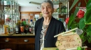 «Не ешьте фрукты»: 100-летняя барменша объяснила своё долголетие