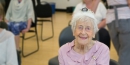 106-летняя женщина отпраздновала день рождения в фитнес-зале