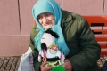“Вони для мене, мов синочки та донечки”: незвичайна волонтерка з Дніпра
