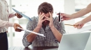 Працюючі пенсіонери та молодь на двох роботах: як виживають закарпатці Працюючі пенсіонери та молодь на двох роботах: як виживають закарпатці