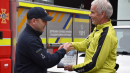 Зі Швейцарії до Луцька: пожежник-пенсіонер подарував свій автомобіль волинським колегам