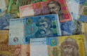 Заробляти вже не вдається: українці за рік витратили 17 мільярдів гривень заощаджень