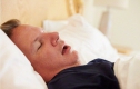Какие опасности для здоровья несёт сон с открытым ртом?