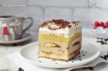 Кавовий торт з грушевим мусом
