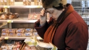 Мясо по 150 грн и хлеб по 20 грн. Как пересчитают ценники в украинских магазинах по новому курсу доллара