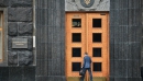 Кабмин займется пенсиями, тарифами на содержание домов и ценами на авто Кабмин займется пенсиями, тарифами на содержание домов и ценами на авто