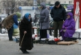 "Деньги, обещанные пенсионерам, ушли на премии": украинцы в гневе после выходки Кабмина