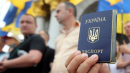 В Україні хочуть дозволити змінювати по батькові. Що це значить і навіщо потрібно