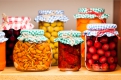 Дві третини українців зробили запаси продуктів на зиму Дві третини українців зробили запаси продуктів на зиму
