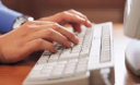 Фінансову грамотність більшість українців опановують у мережі
