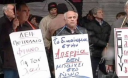 Грецькі пенсіонери протестують під дощем