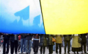Все більше українців жертвують усім заради життя за кордоном