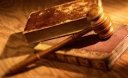 Рівненський пенсіонер через суди змушує державного виконавця працювати сумлінно