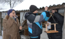 На Лубенщині молодь і особи похилого віку разом піклувались про зимівлю птахів