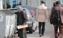 Нецікаві для економіки: самотні пенсіонери воюють за виживання Нецікаві для економіки: самотні пенсіонери воюють за виживання