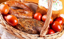 Які продукти святять у церкві і які не можна класти у великодній кошик Які продукти святять у церкві і які не можна класти у великодній кошик