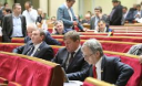 Рада отказалась учесть рост курса доллара при индексации пенсий и зарплат населения
