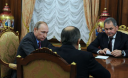 Путин приказал начать вывод войск из Сирии