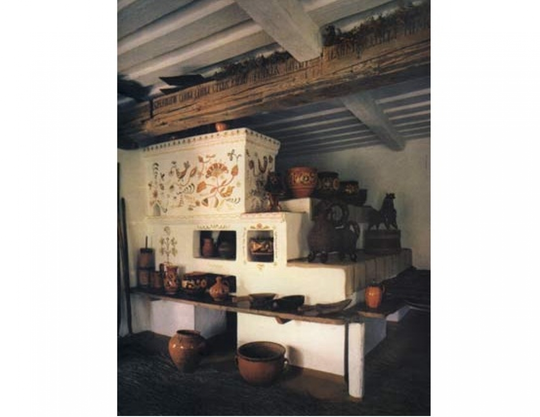 На декілька хвилин у побут наших пращурів...