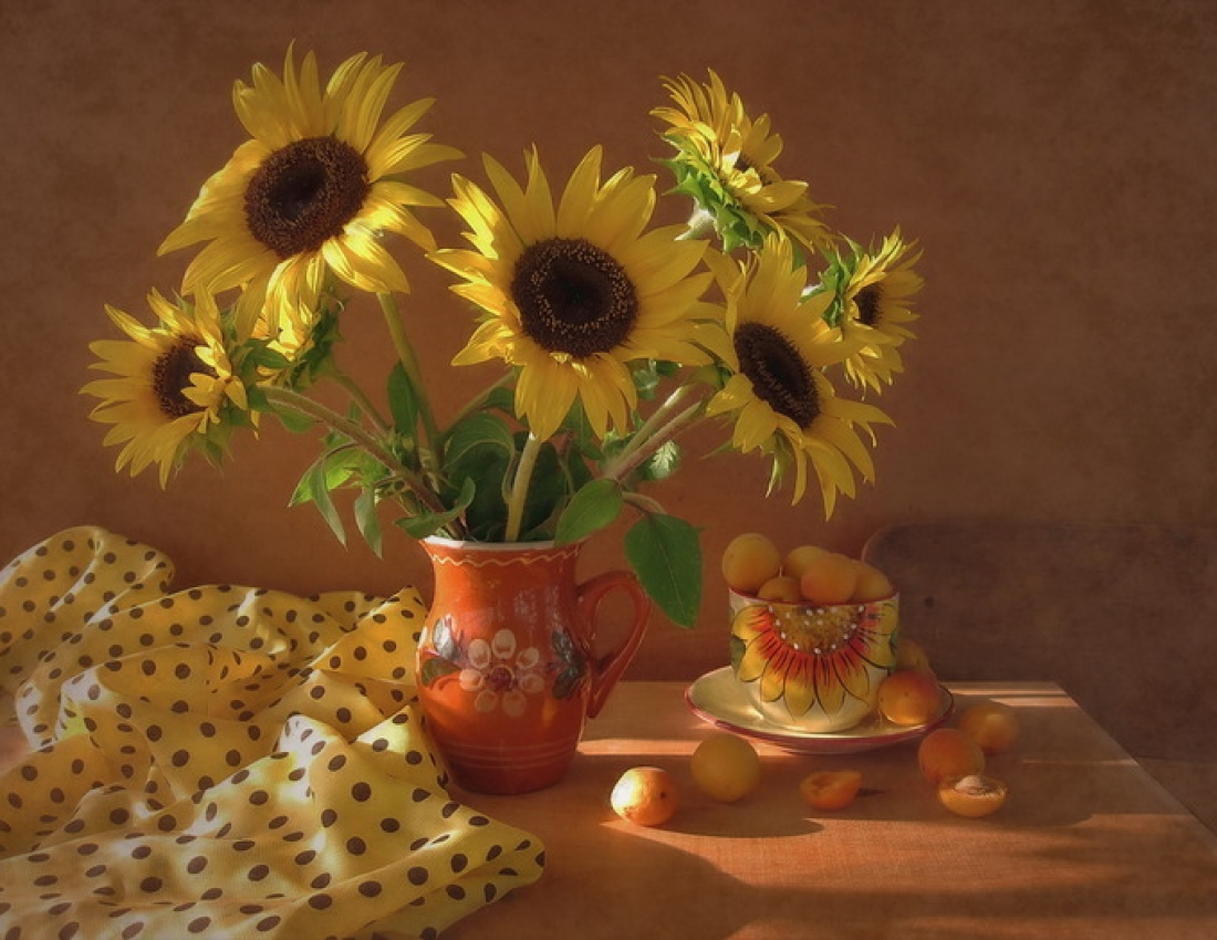 Сонячна квітка-соняшник :-)