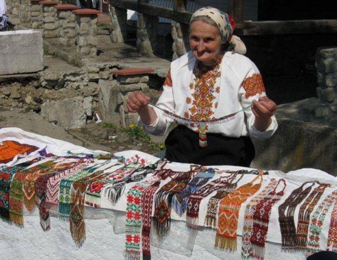 Їхні руки не знають спокою