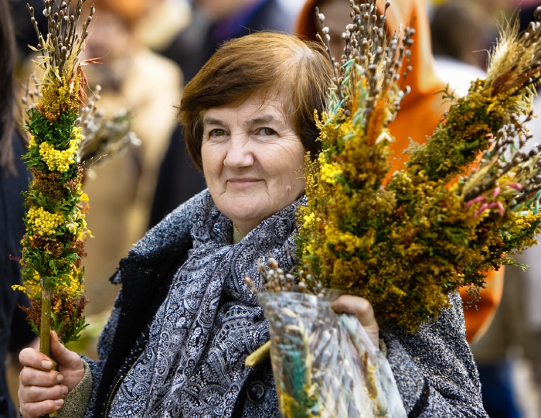 Божая неділенько - святая вербиченько