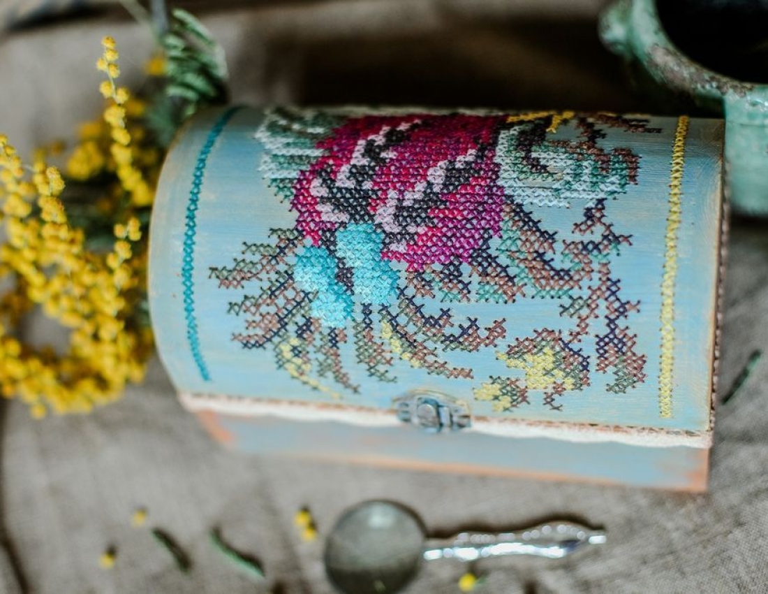 Вишивка ... по дереву!