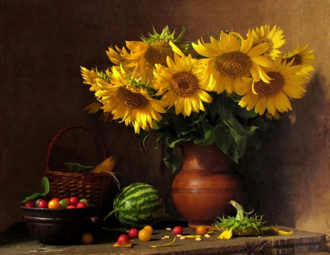 Сонячна квітка-соняшник :-)