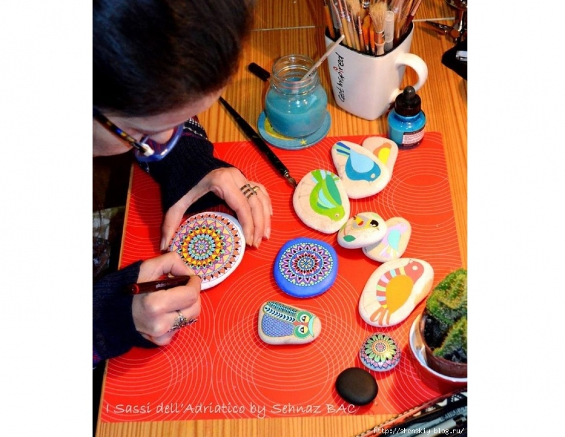 Чарівні камінці від італійської художниці F. Sehnaz Bac