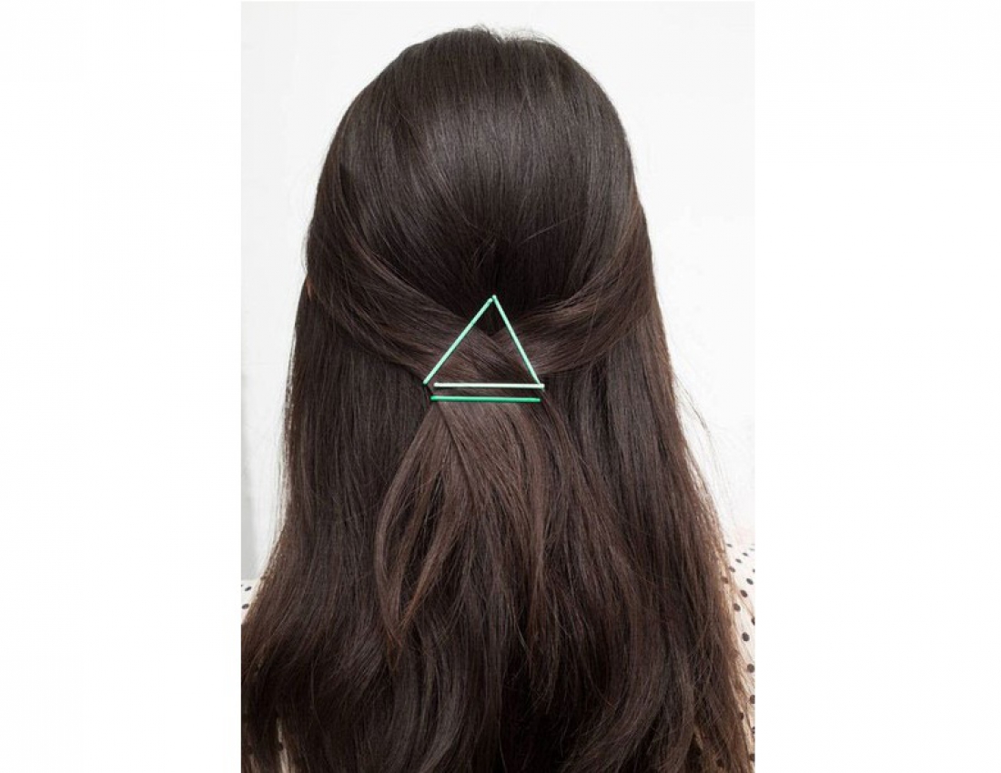 Жіночі зачіски! Невидимки як стильні аксесуари !!!