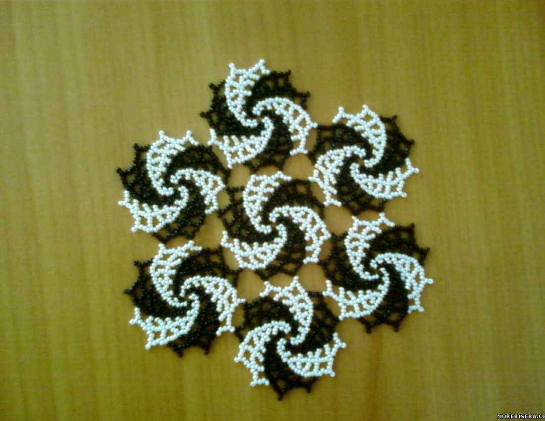 Чудові прикраси з бісеру для нашої оселі