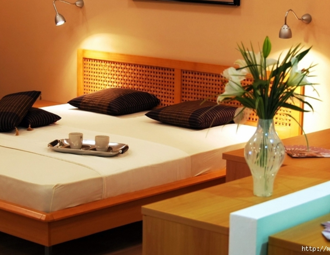 Для душі, мрії та просто відпочинку... спальні. А яка Вам подобається?